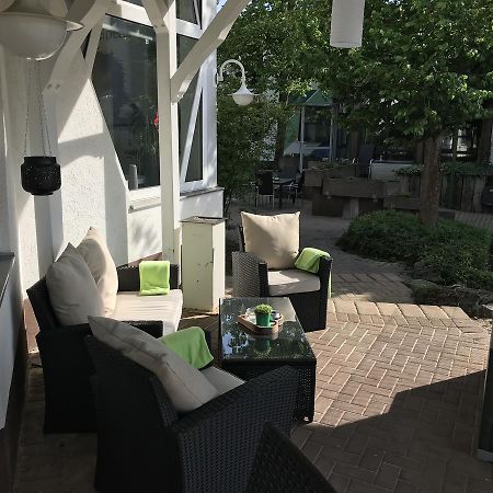 Sport Und Tagungshotel Kenzingen Exterior foto